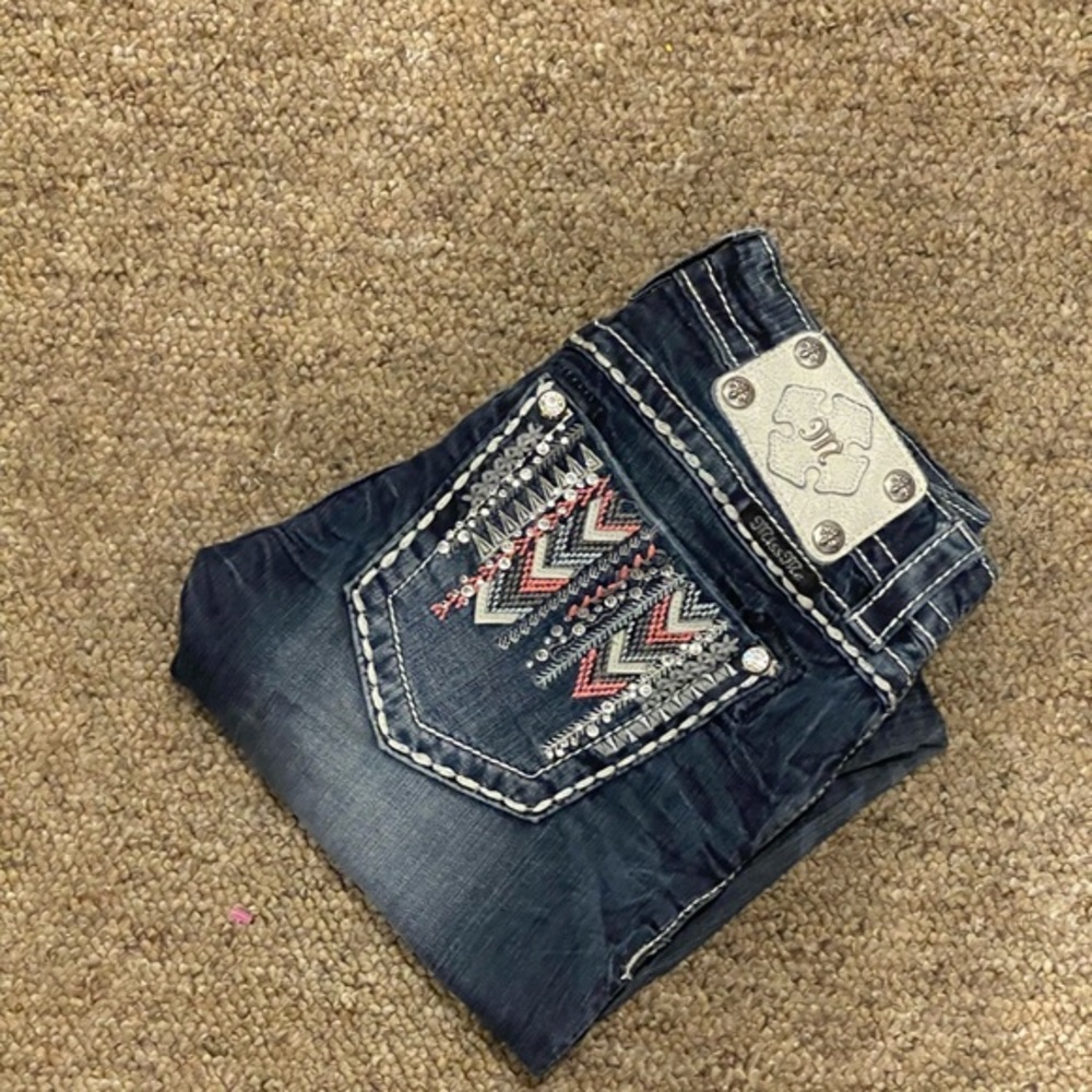 Miss Me Signature Ankle Skinny Jeans.